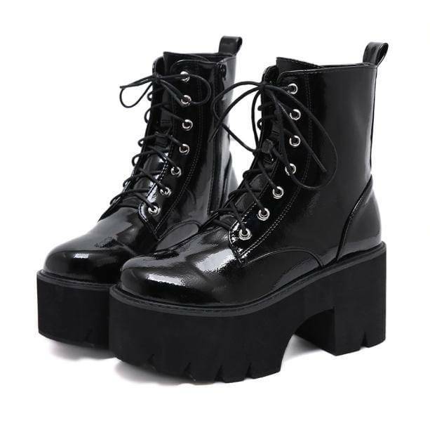 Chunky Platform Boots for Grunge Style, Aesthetic Outfits & Gothic Looks