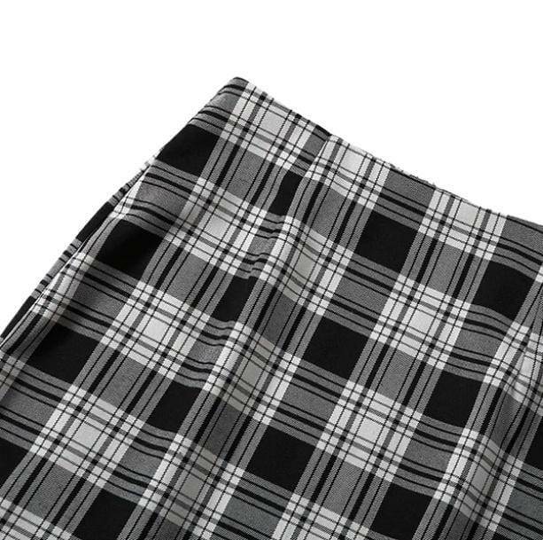 Grunge Style Black and White Plaid Mini Skirt for Aesthetic Outfits