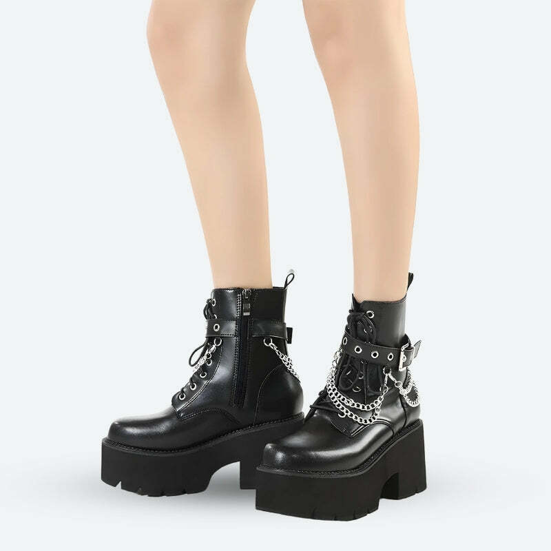 Grunge Style Chunky Boots: Aesthetic Footwear for Soft Girl & Goth Looks