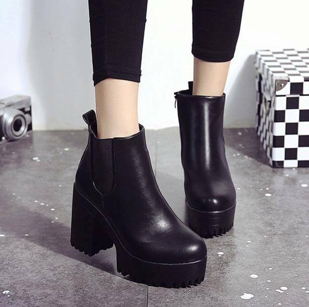 Grunge Style Clothing: Aesthetic Ankle Boots for Soft Girl & Gothic Looks