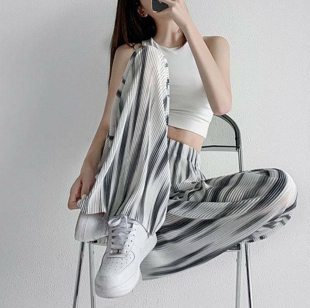 Grunge Style Clothing: Gray Stripes Loose Pants for Aesthetic Outfits