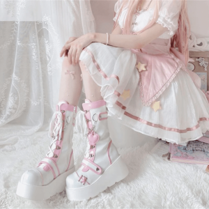 Grunge Style Clothing: Kawaii Platform Boots for Aesthetic Outfits