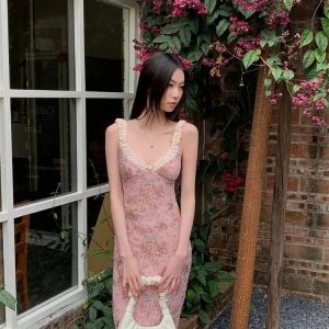 Grunge Style Clothing: Pink Maxi Dress with Aesthetic Vibes & Soft Girl Touch