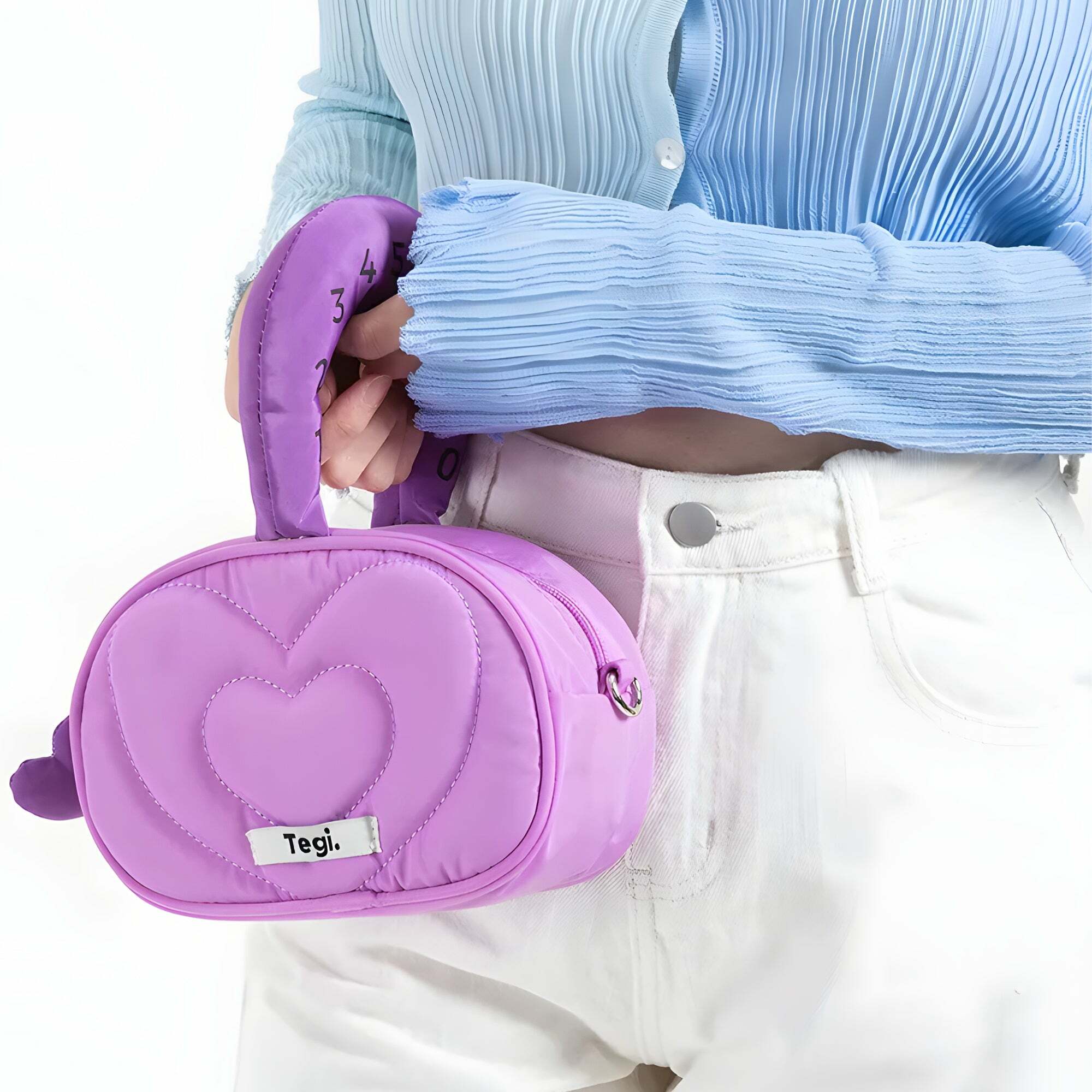 Grunge Style Clothing: Weirdcore Heart Puffer Handbag for Aesthetic Outfits