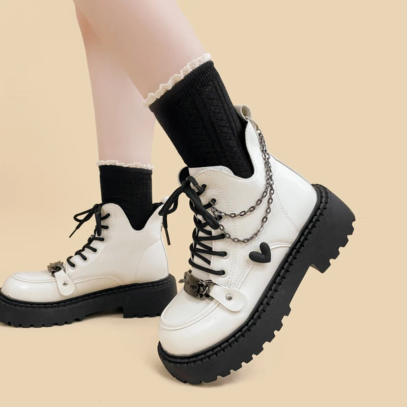 Grunge Style Clothing: White Platform Boots for Aesthetic Outfits