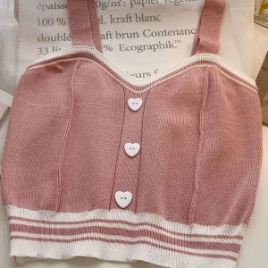 Grunge Style Cropped Sweater Vest with Heart Buttons - Aesthetic Outfit