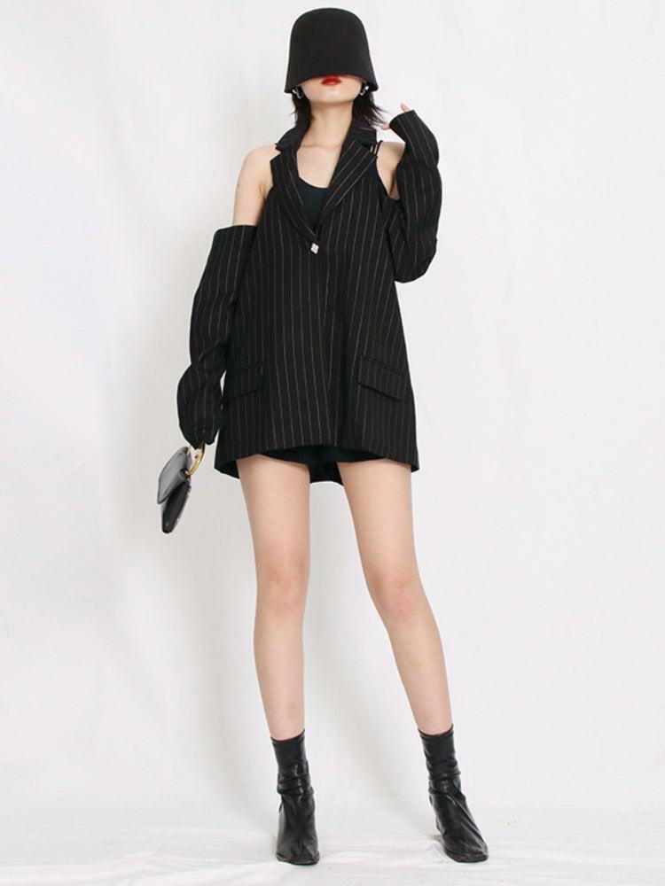 Grunge Style Cut-Out Striped Blazer: Aesthetic Fashion Essential