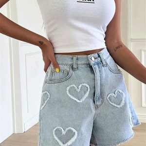 Grunge Style Heart Patch Denim Shorts for Soft Girl Aesthetic Outfits