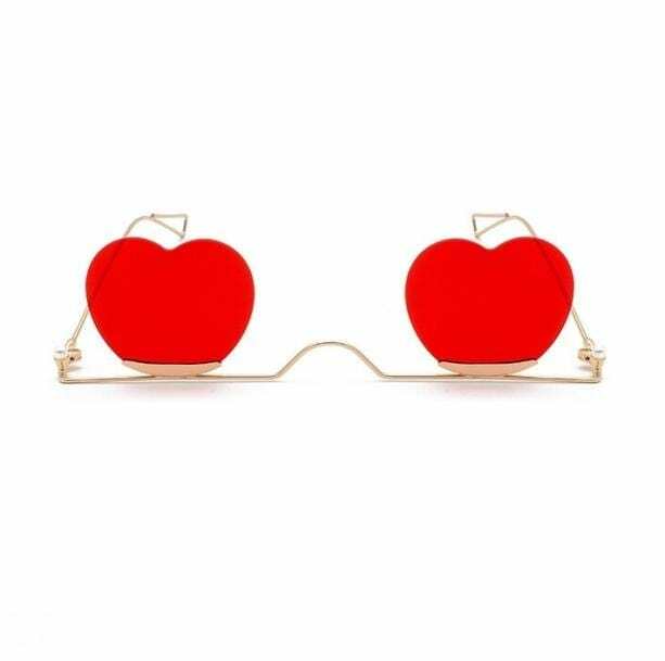 Retro Heart Sunglasses for Aesthetic Outfits & Grunge Style Clothing